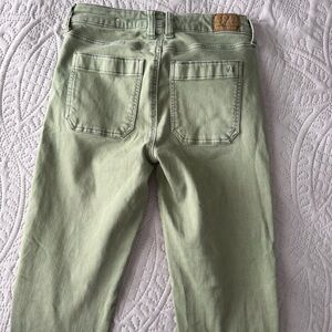 American Eagle | Hi-Rise Light Green Jeggings Skinny Jeans Next Level Stretch 4